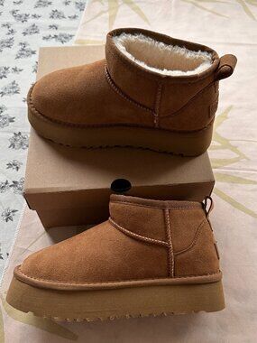 Ugg Platform Snow Boots